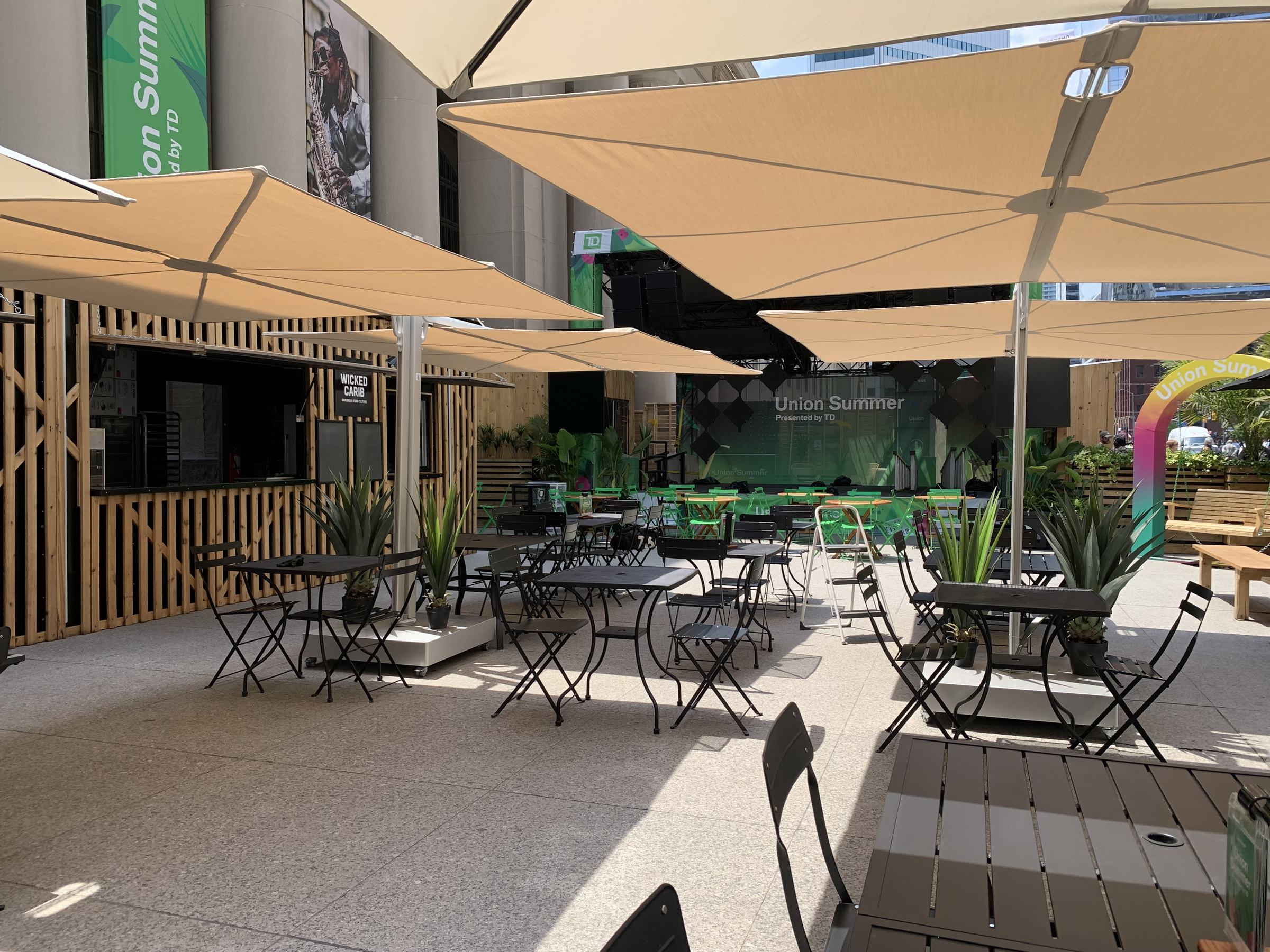 Umbrosa Spectra Duo parasols at Toronto Union Station