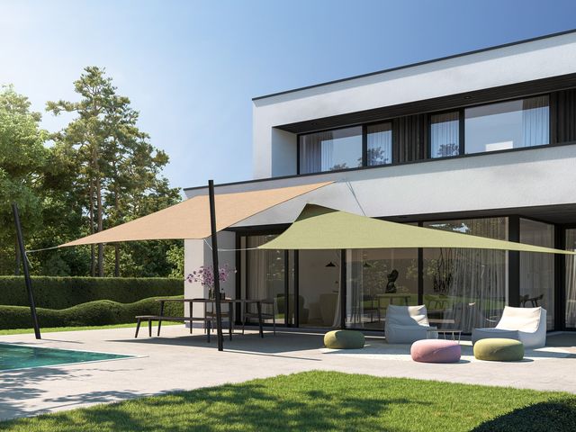 Umbrosa Ingenua shade sails over a villa terrace and pool
